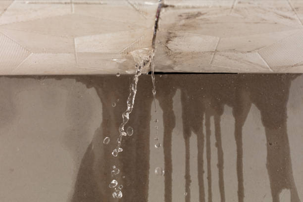 Professional Burst Pipe Cleanup technician working in Acampo, CA